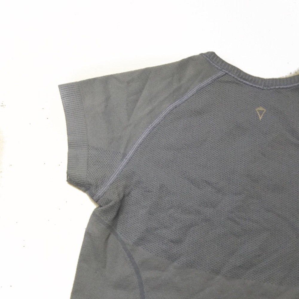 Active Tee - Picture 7 of 8
